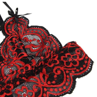 Conjunto de top e cuecas em renda vermelho | Subblime
