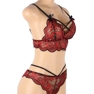 Conjunto de top e cuecas em renda vermelho | Subblime